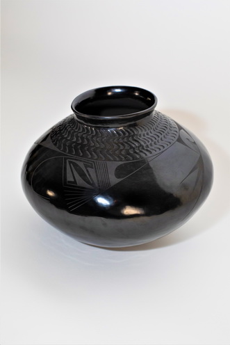 Black Burnished Pot